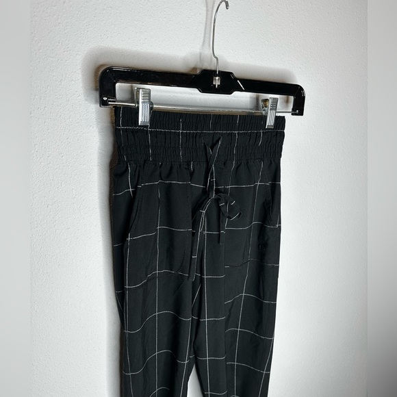 Albion black windowpane, destination, joggers sz XS - Picture 3 of 6